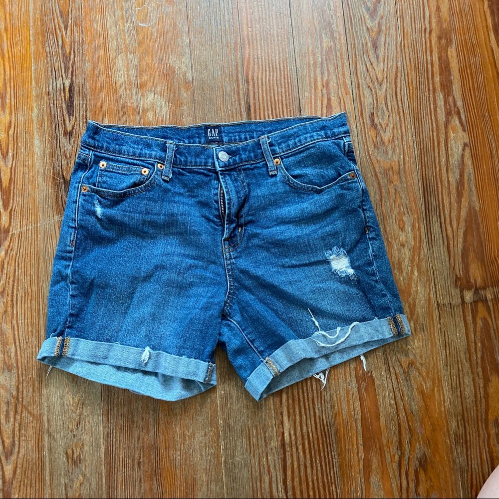 Gap Shorts